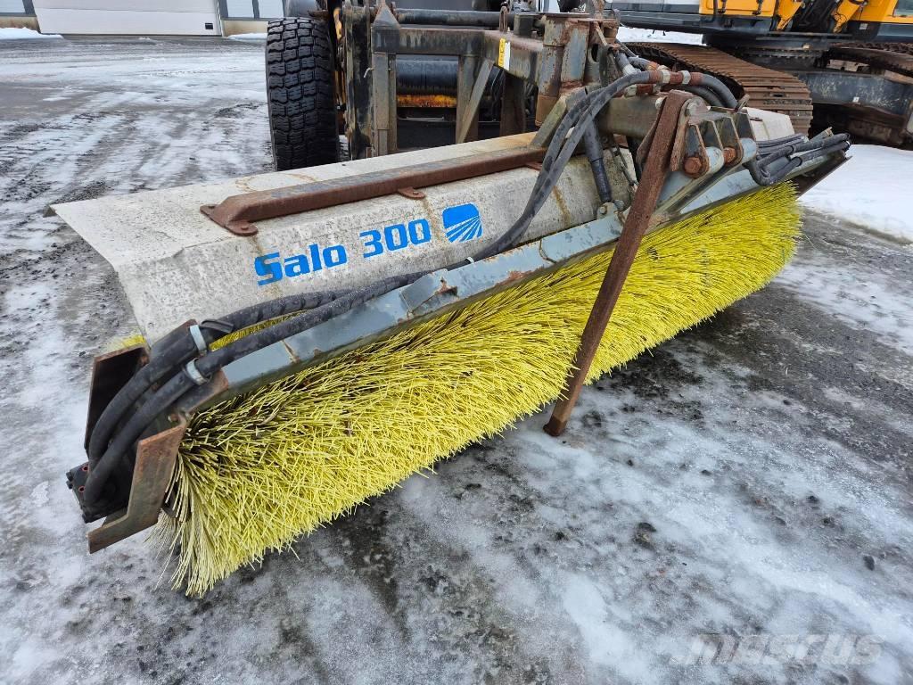 Salo 300 Avoharja Brushes