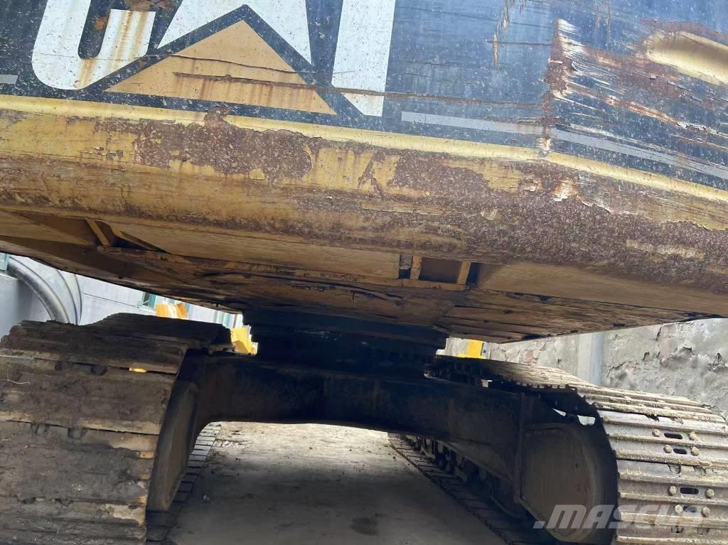 CAT 330 B L Crawler excavators