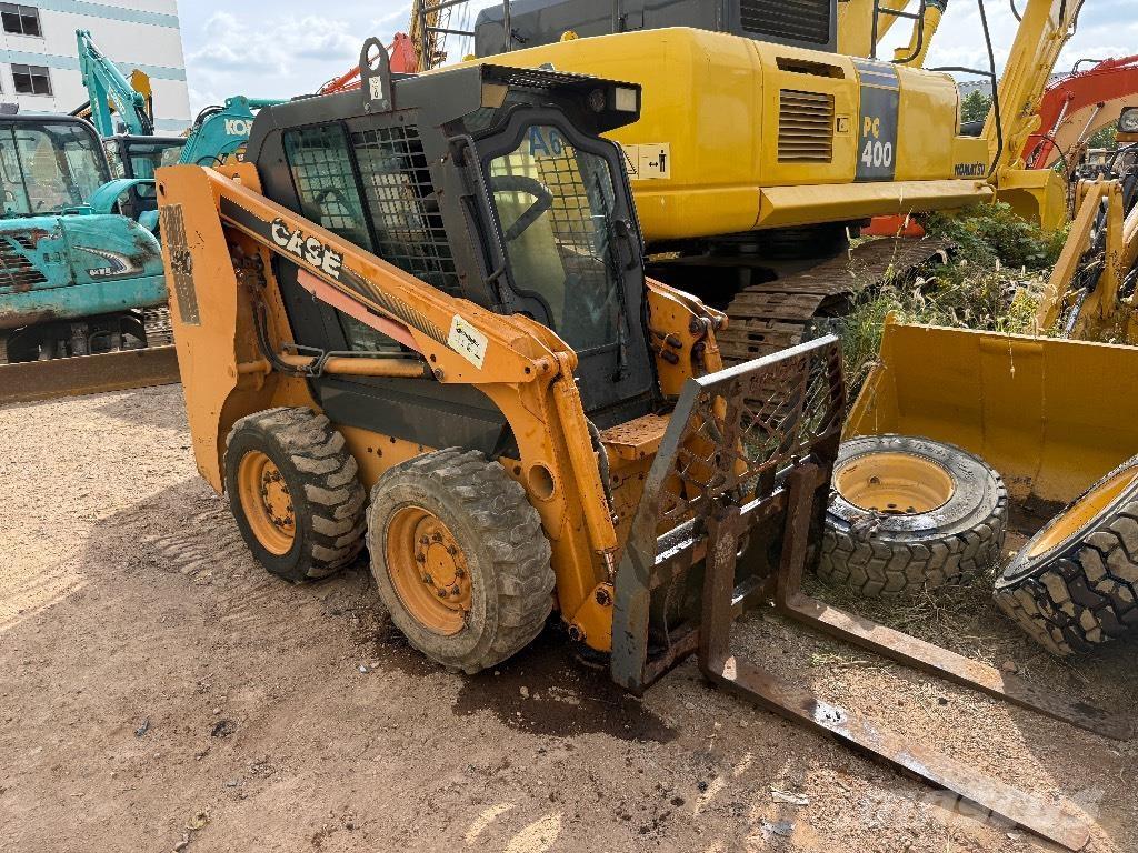 CASE 410 Skid steer loaders
