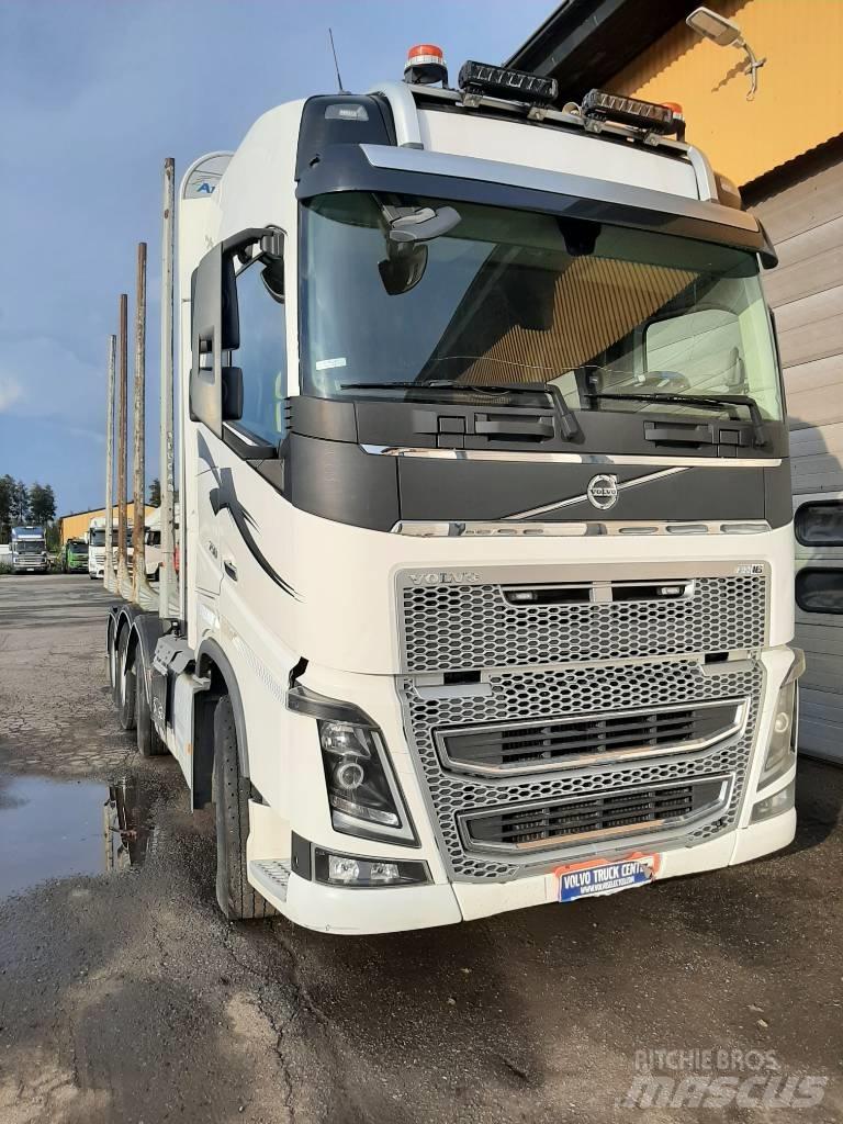 Volvo FH 16 Timber trucks