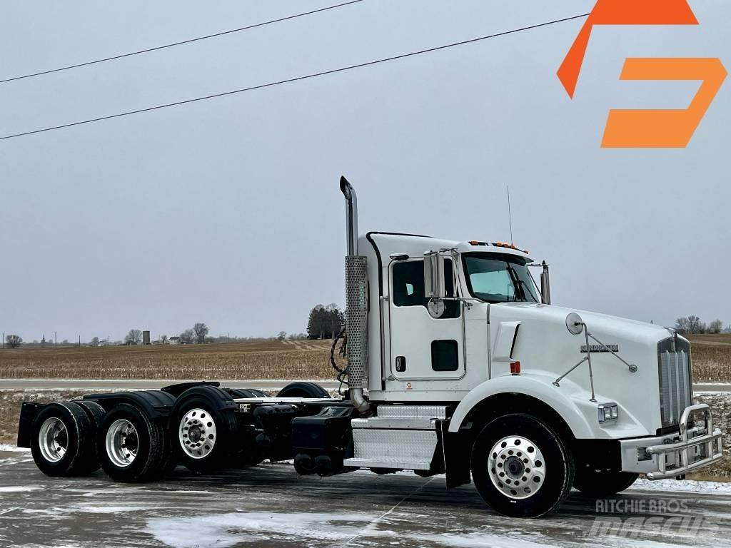Kenworth T 800 Truck Tractor Units