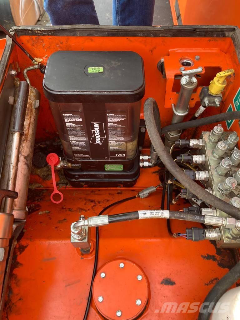 Doosan DA 30 Articulated Haulers