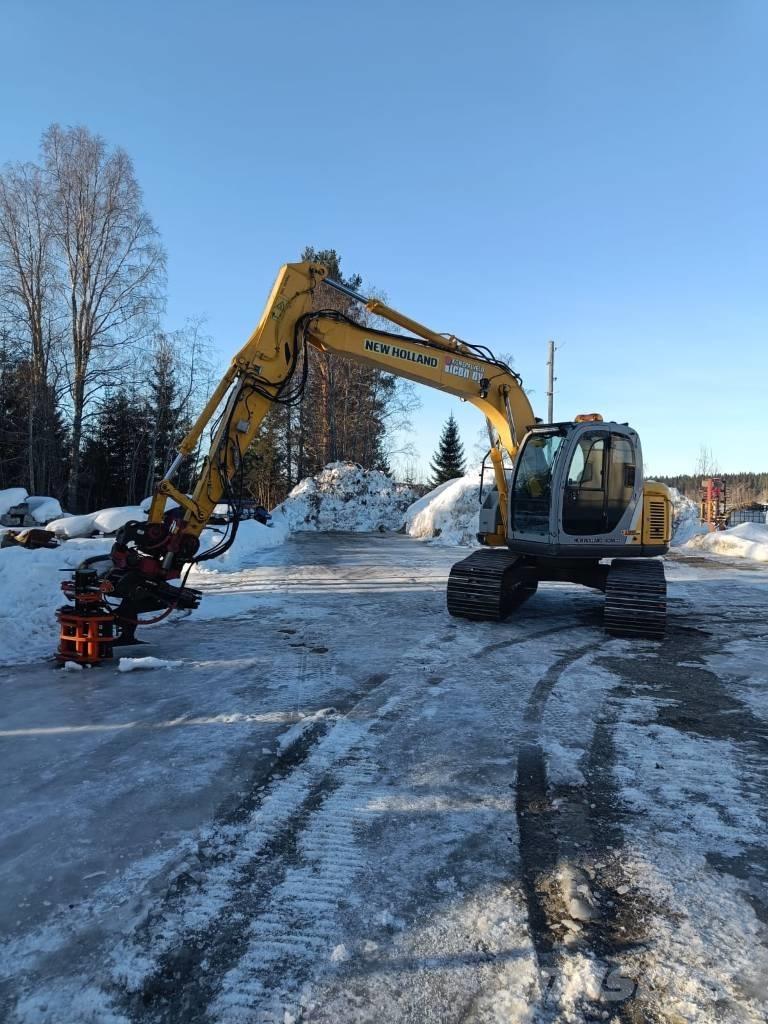 New Holland 135 SR Crawler excavators