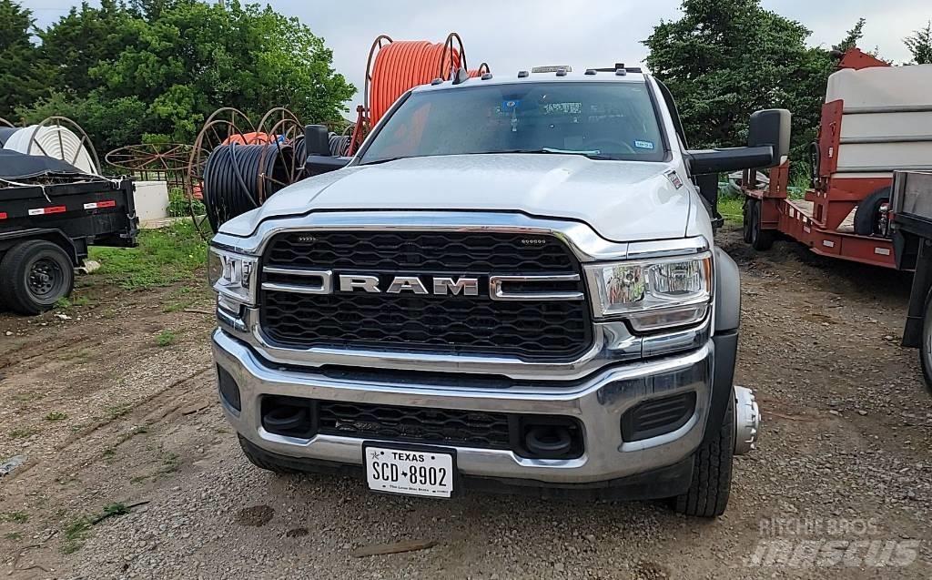 RAM 5500 Flatbed/Dropside trucks