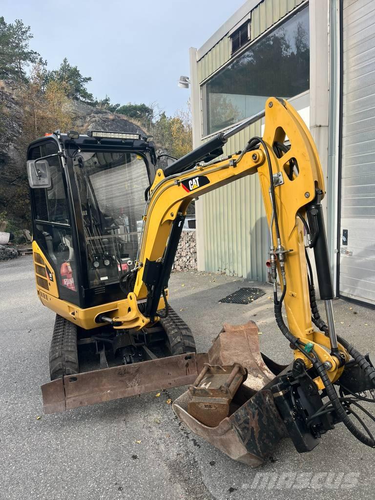 CAT 301.7 D Rototilt Mini excavators < 7t