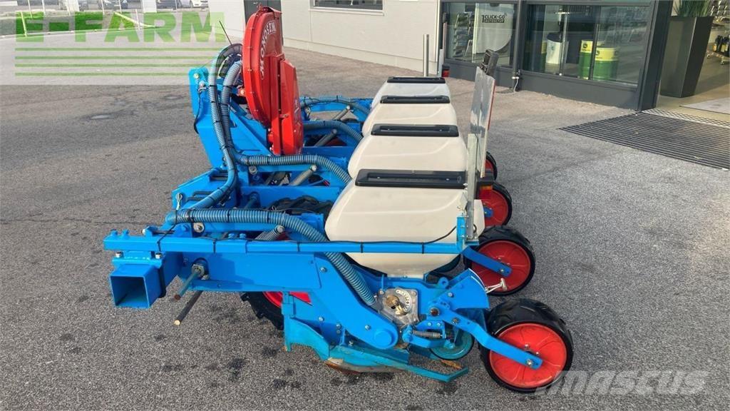 Monosem 4 Reihen Precision sowing machines