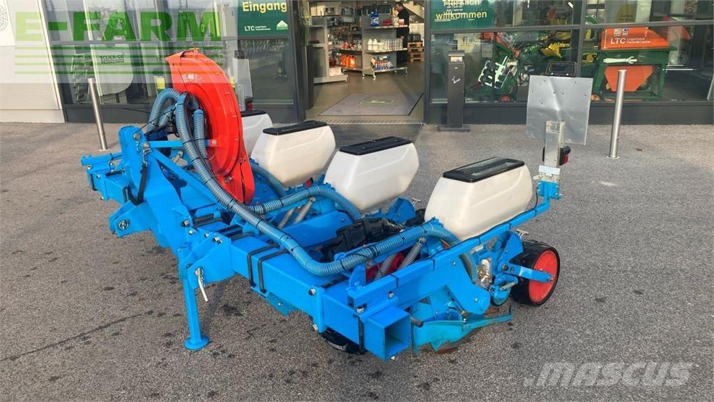 Monosem 4 Reihen Precision sowing machines