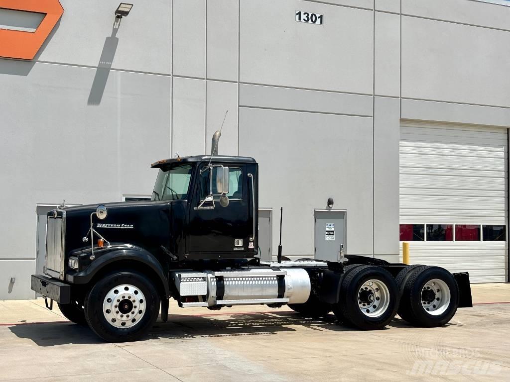 Western Star 4900 Truck Tractor Units