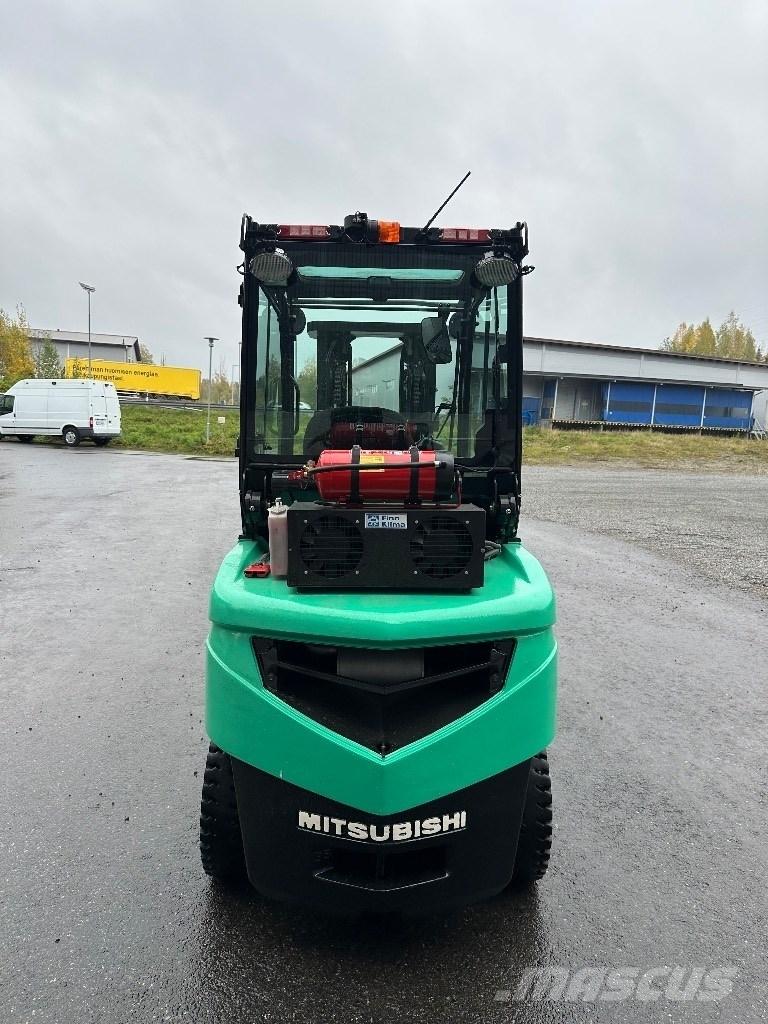 Mitsubishi FD 35 N Diesel trucks