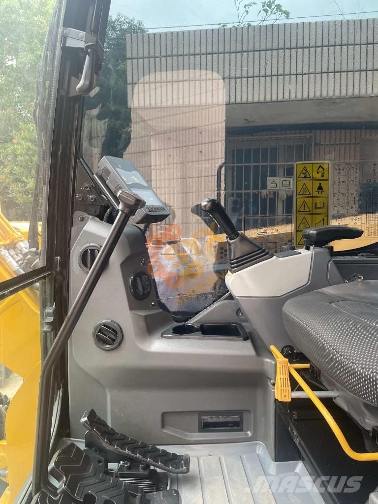 CAT 306 Mini excavators < 7t