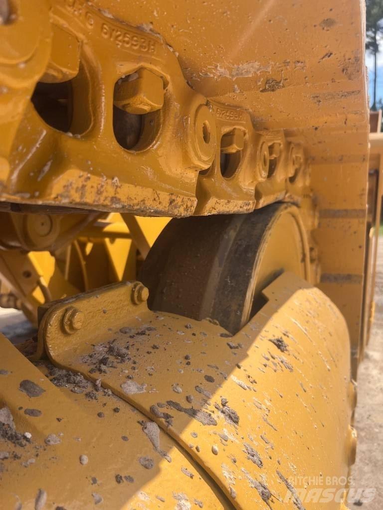 CAT 973 Crawler FEL's
