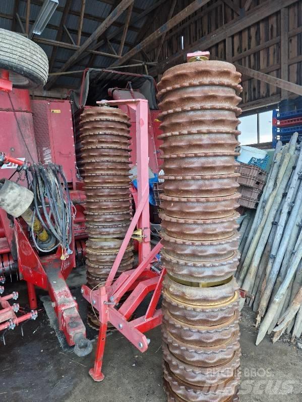 Väderstad VÄLT Farming rollers