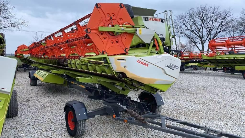 CLAAS Lexion 780 TT Combine harvesters