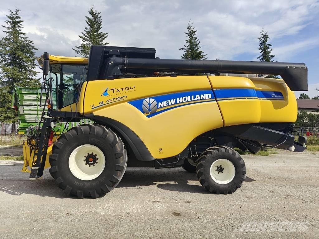 New Holland CX 6090 Combine harvesters