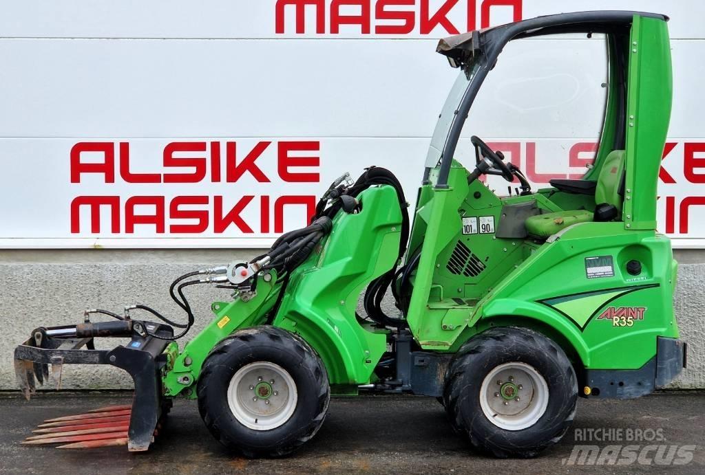 Avant R 35 Mini loaders