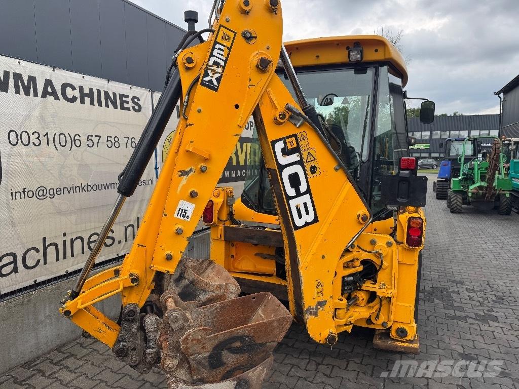 JCB 2 CX TLB's