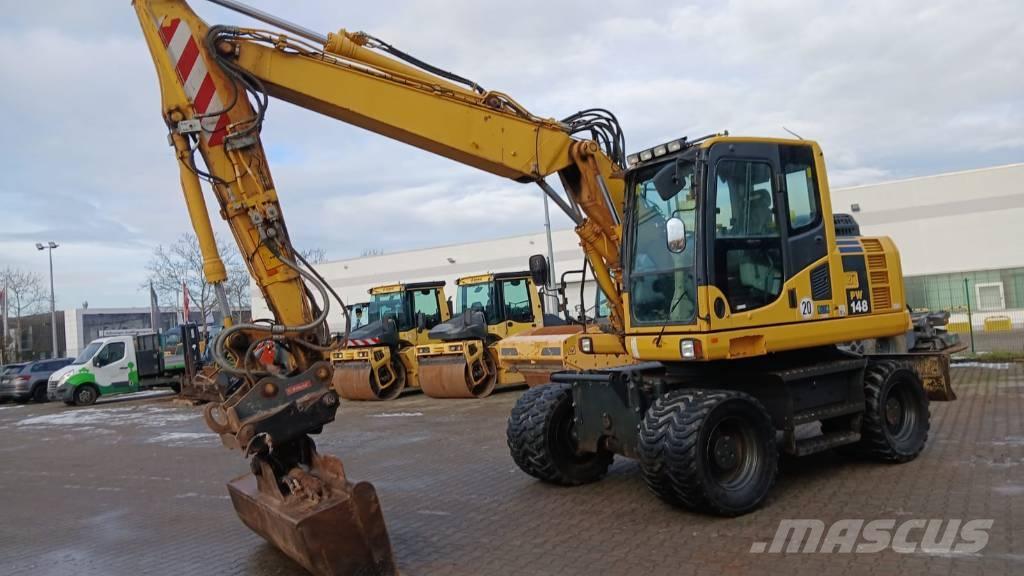 Komatsu PW 148-8 Wheeled excavators