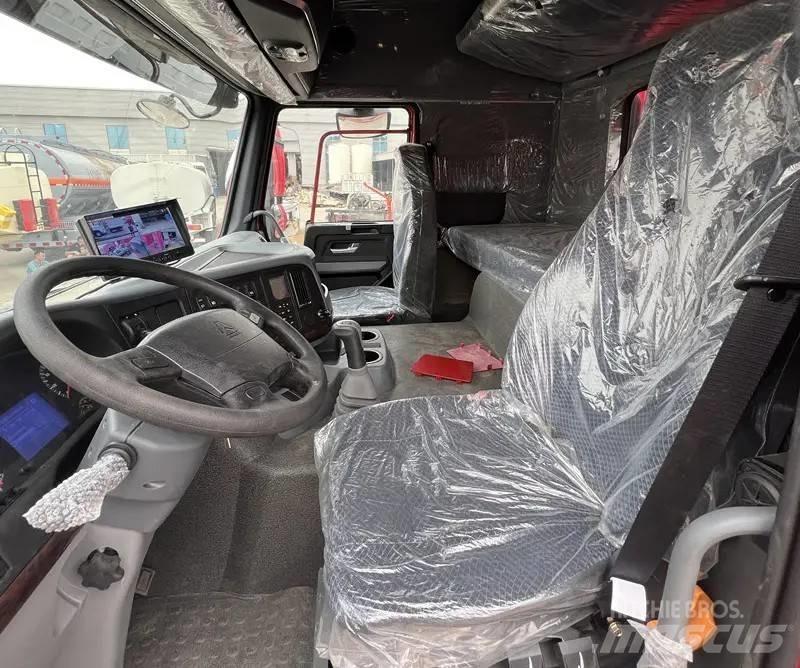 Howo 371 Van Body Trucks