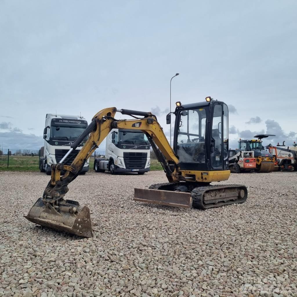CAT 302.7 D CR Mini excavators < 7t