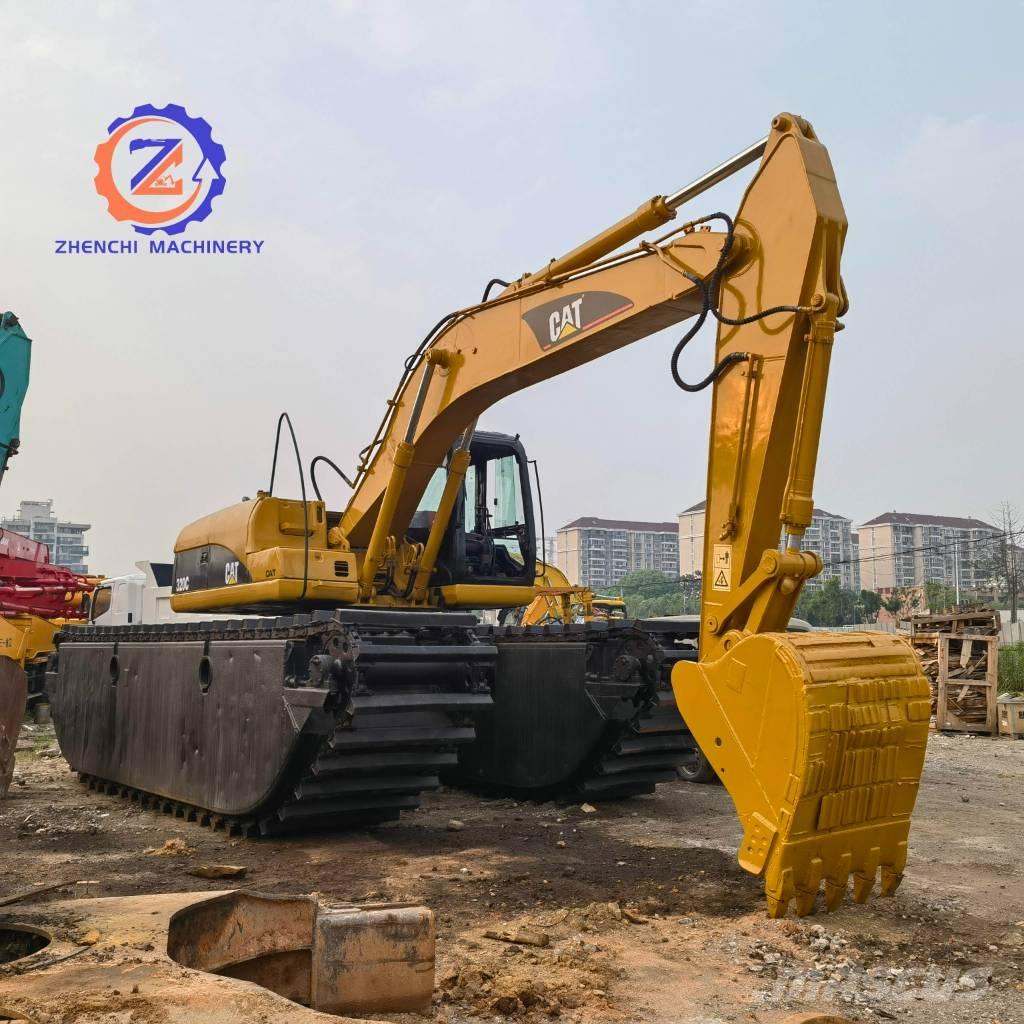 CAT 320 C Amphibious Excavators