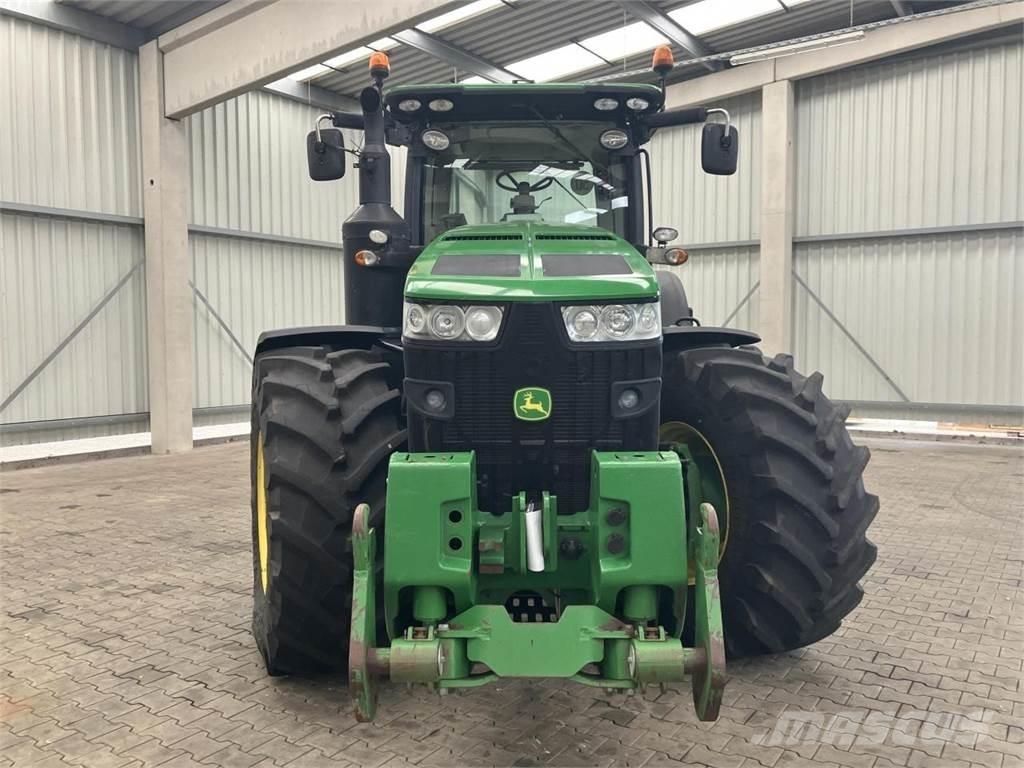 John Deere 8295R Tractors