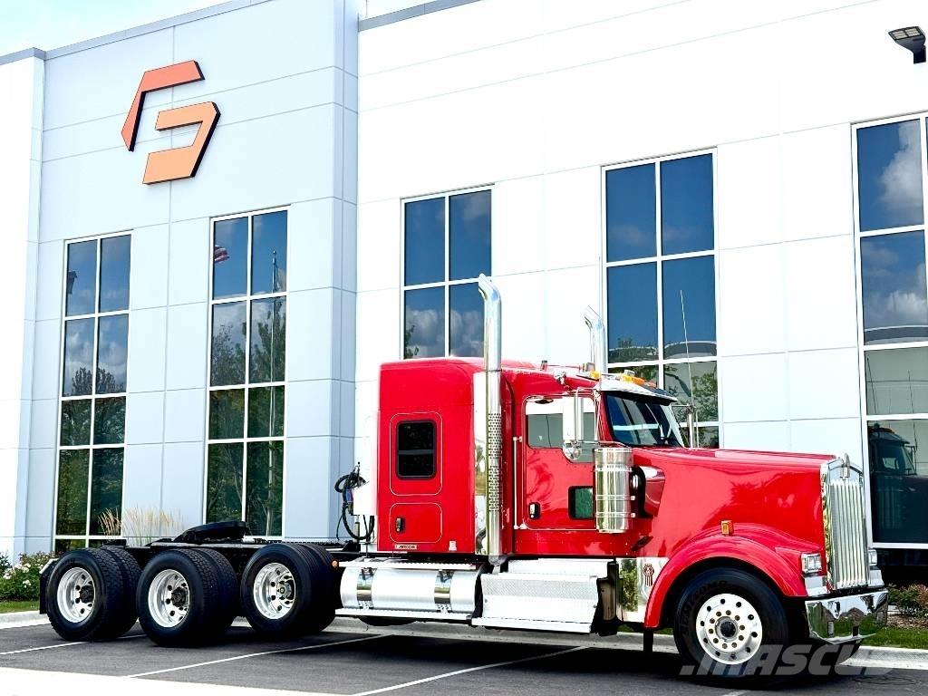 Kenworth W 900 Truck Tractor Units
