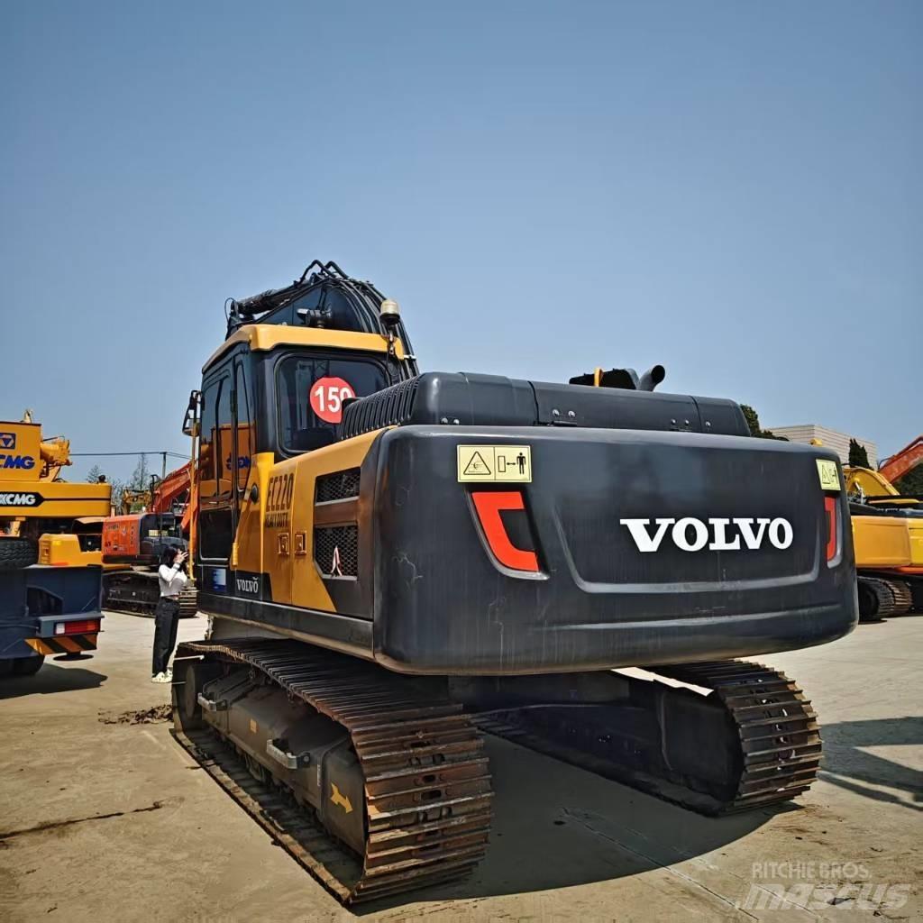 Volvo EC 220 Crawler excavators