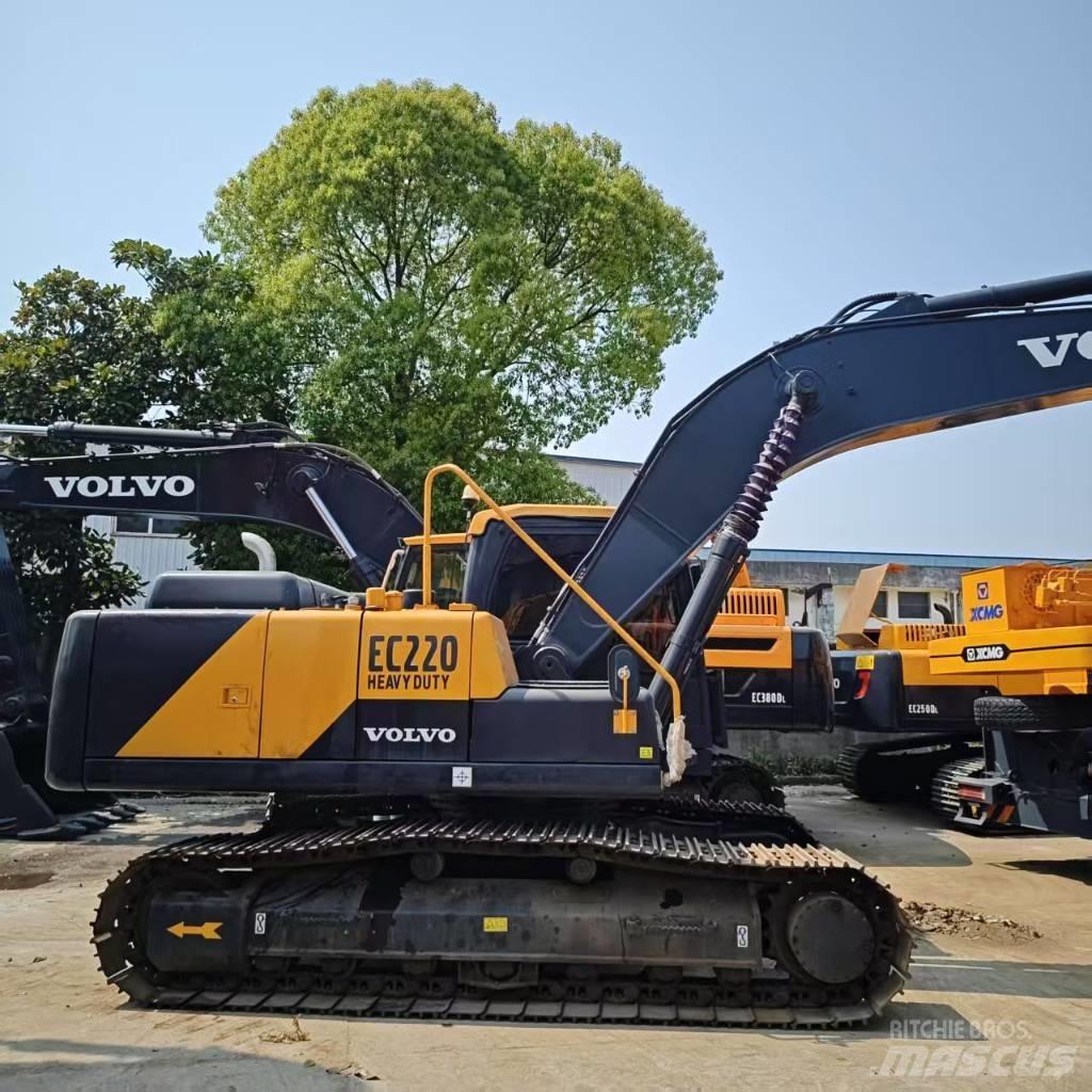 Volvo EC 220 Crawler excavators