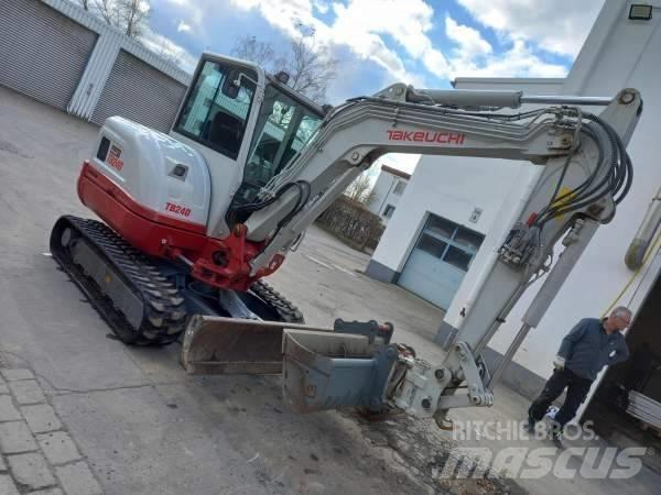 Takeuchi TB 240 DPF Mini excavators < 7t