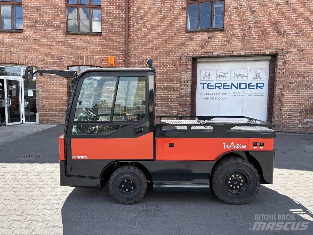 Linde P 250 Towing truck
