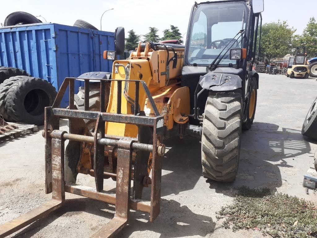 JCB 535-95 Farming telehandlers