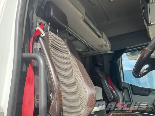 Renault C 520 Truck Tractor Units