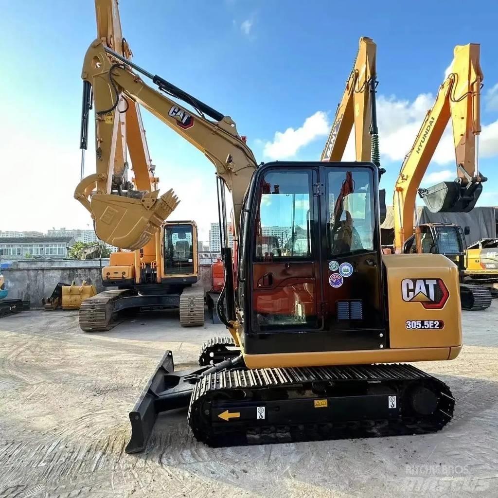 CAT 305.5 Mini excavators < 7t