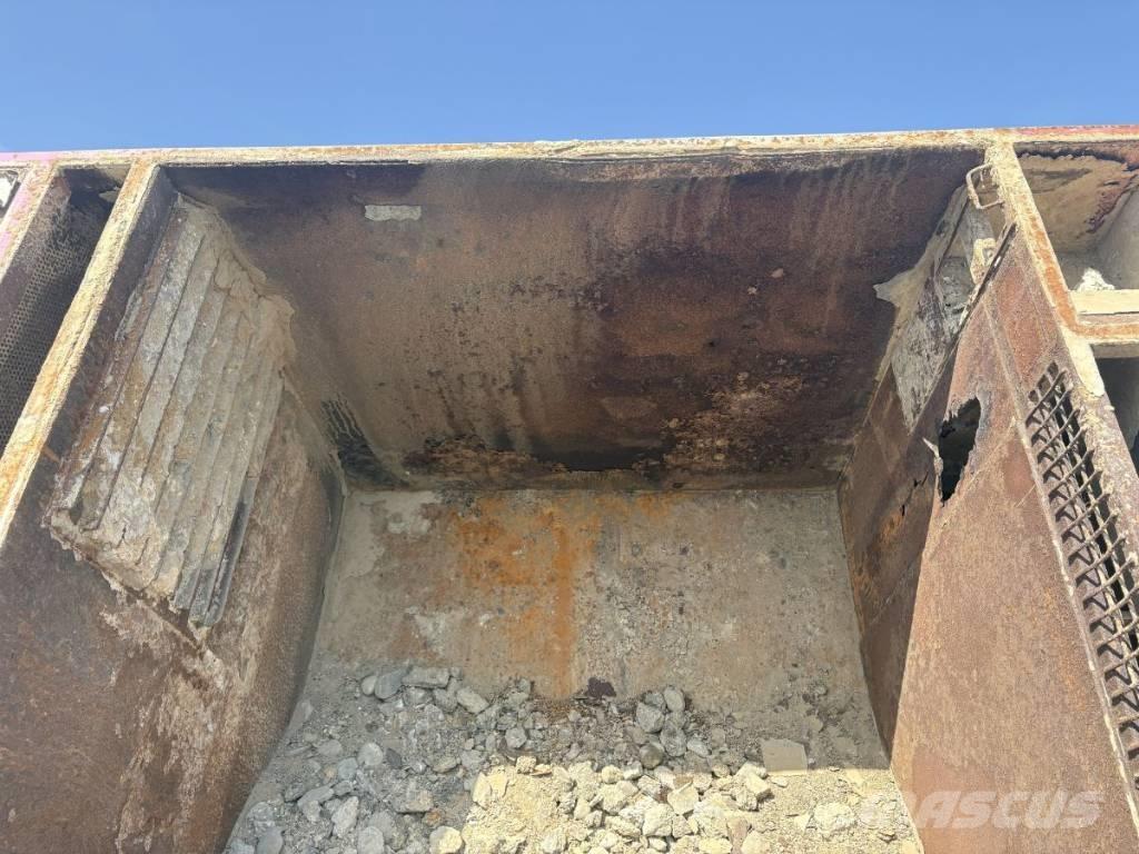 MAN 35.480 Tipper trucks