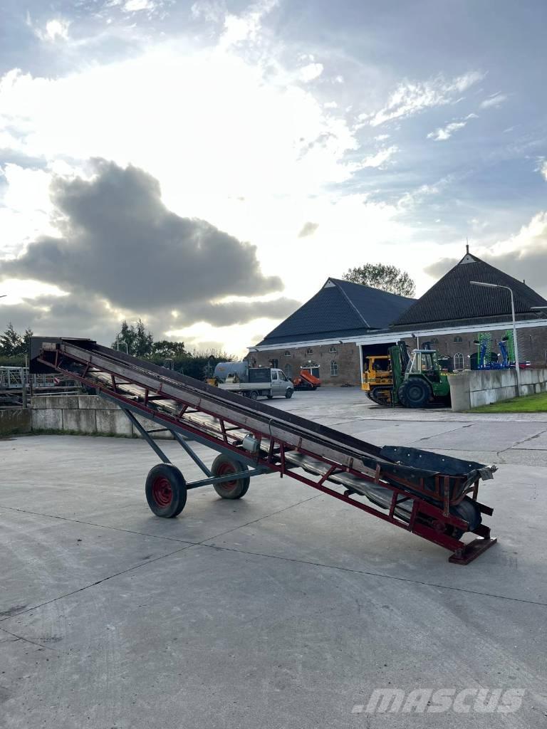  Transportband 800 Conveying equipment