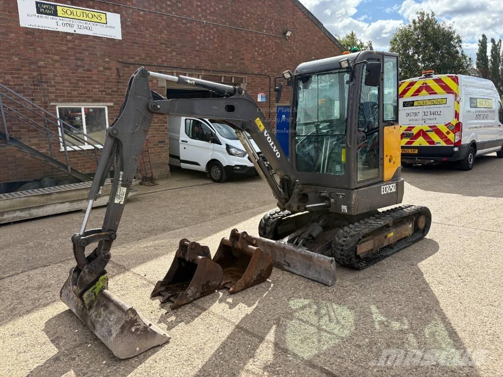 Volvo ECR 25 D Mini excavators < 7t