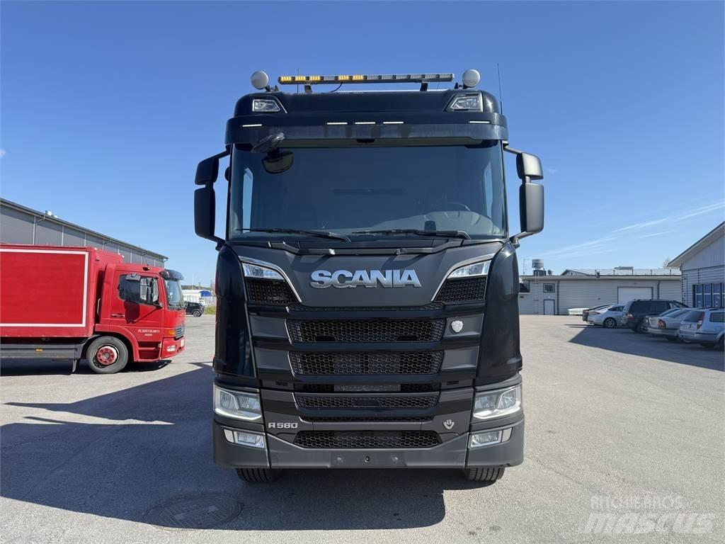 Scania R580 8X4 Tipper trucks