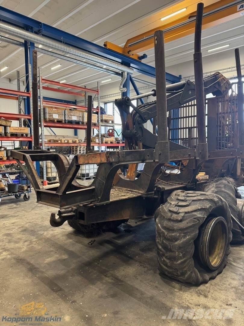 John Deere 1010E Forwarders