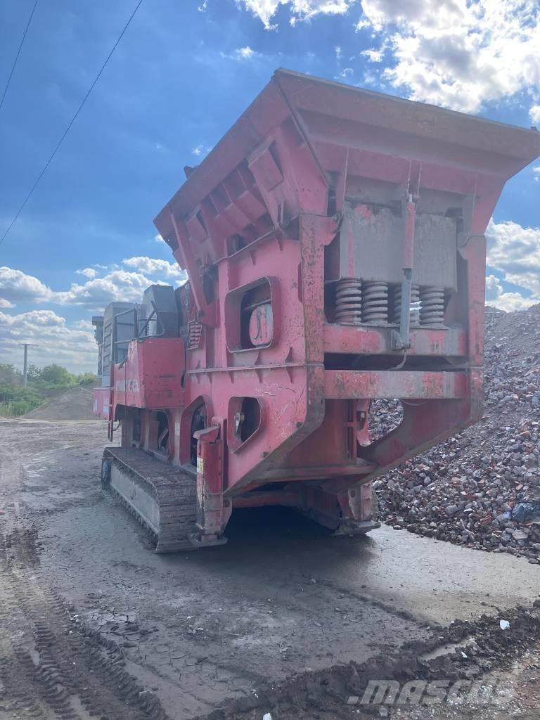 Sandvik QJ 340 Mobile crushers