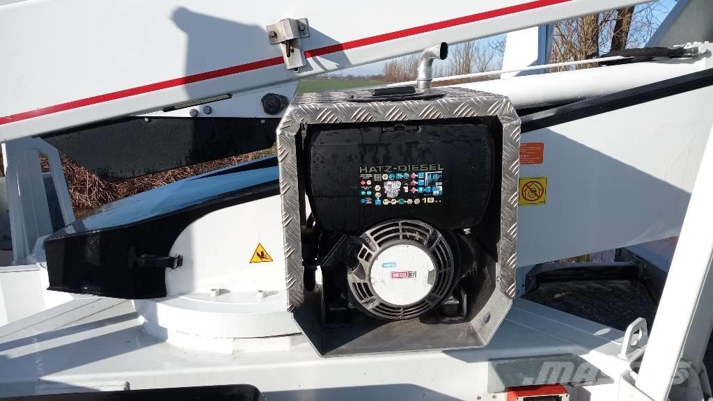 Dino 230 T Trailer mounted aerial platforms