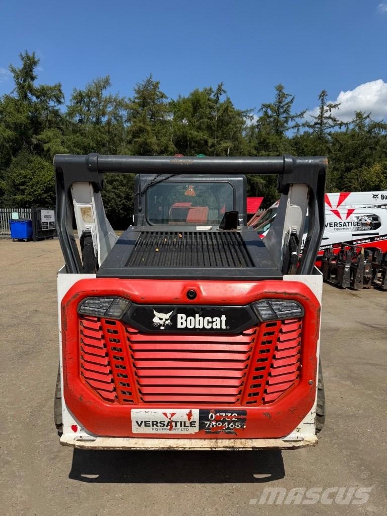 Bobcat T 76 Crawler FEL's