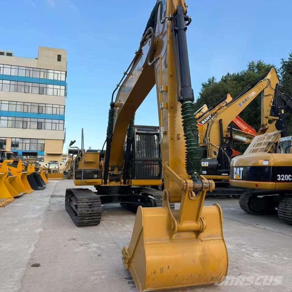 CAT 320D2 Midi excavators  7t - 12t