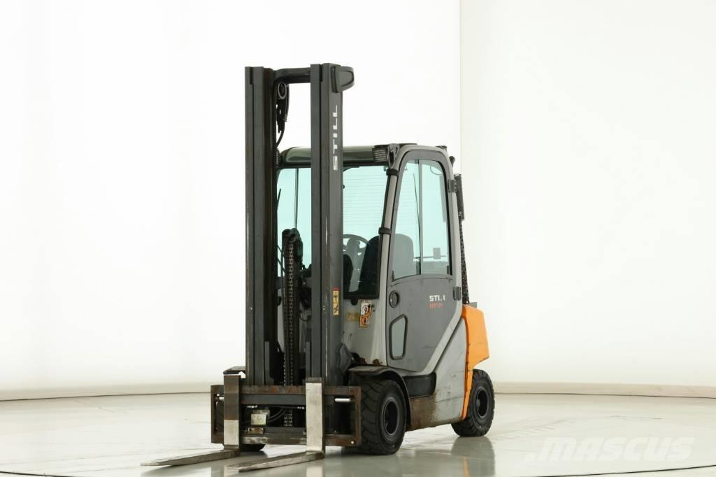 Still RX 70-25 Diesel trucks