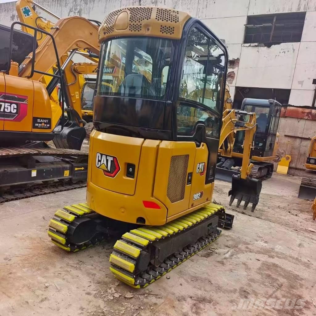 CAT 302 CR Midi excavators  7t - 12t