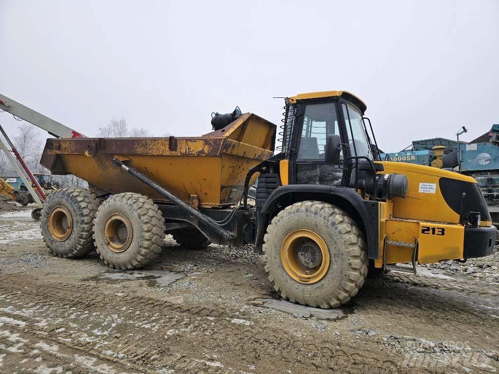 JCB 722 Articulated Haulers