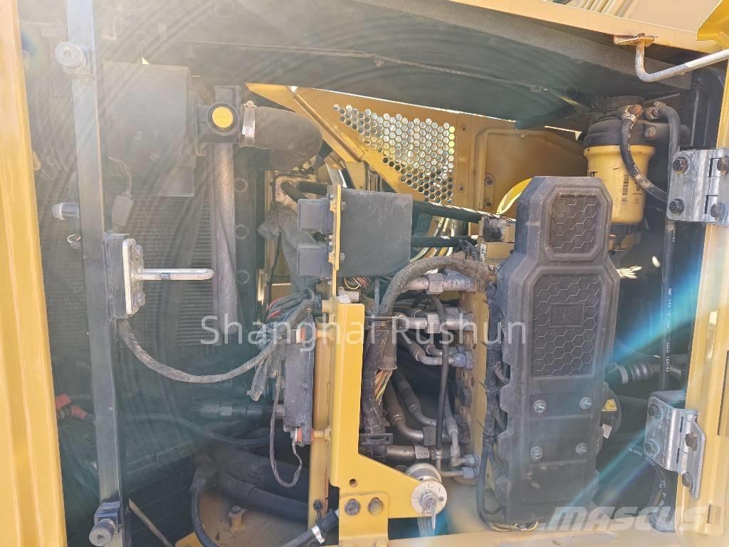CAT 307,5 Midi excavators  7t - 12t