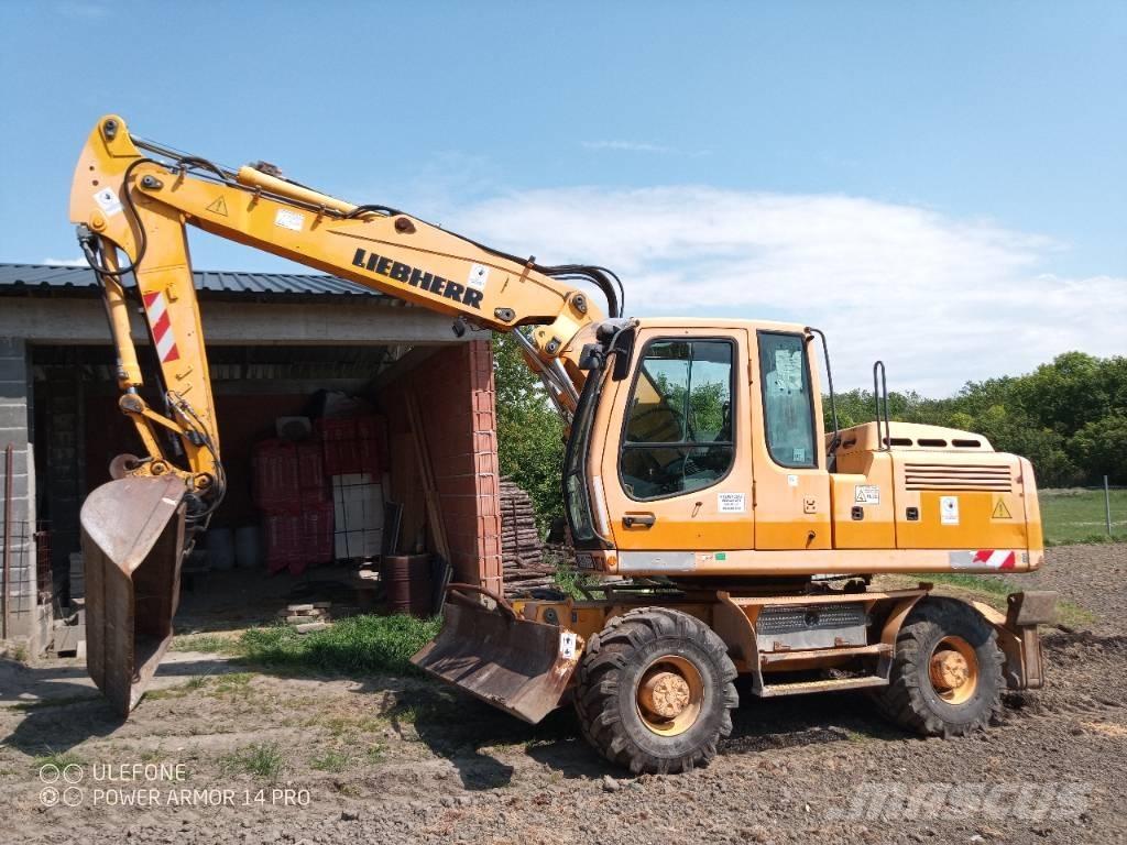 Liebherr A 900 C Wheeled excavators