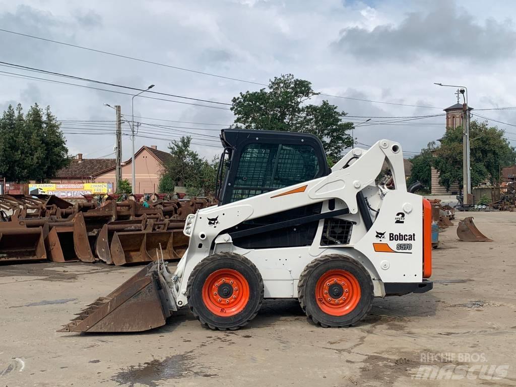 Bobcat S 570 Skid steer loaders