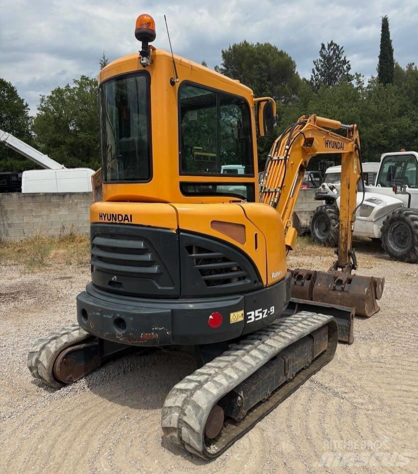 Hyundai R35Z-9 Mini excavators < 7t