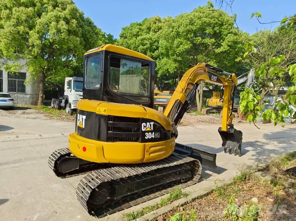 CAT 304 CR Mini excavators < 7t
